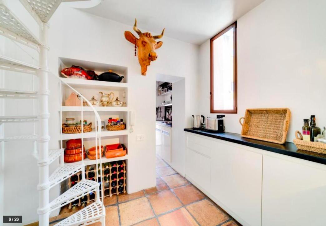 Luxury Art Apartment In Trastevere With Terrace Rom Exterior foto