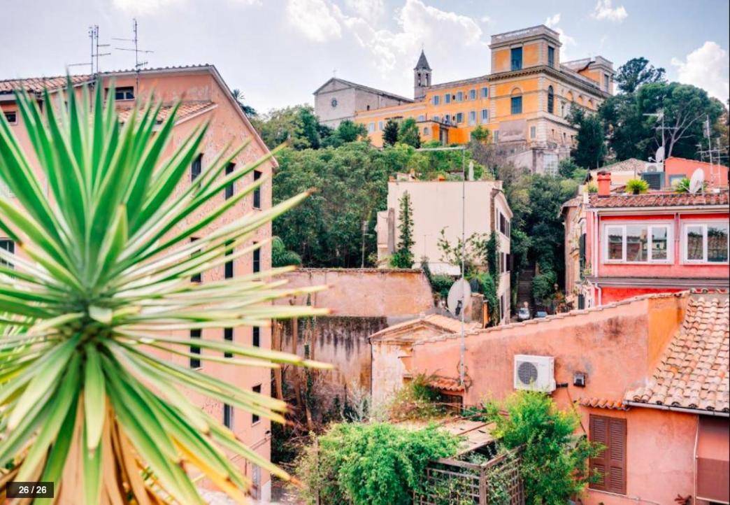 Luxury Art Apartment In Trastevere With Terrace Rom Exterior foto