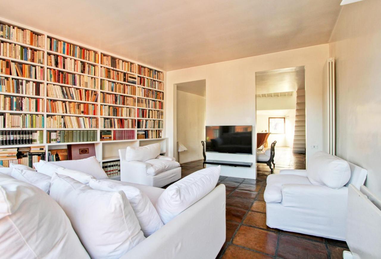 Luxury Art Apartment In Trastevere With Terrace Rom Exterior foto