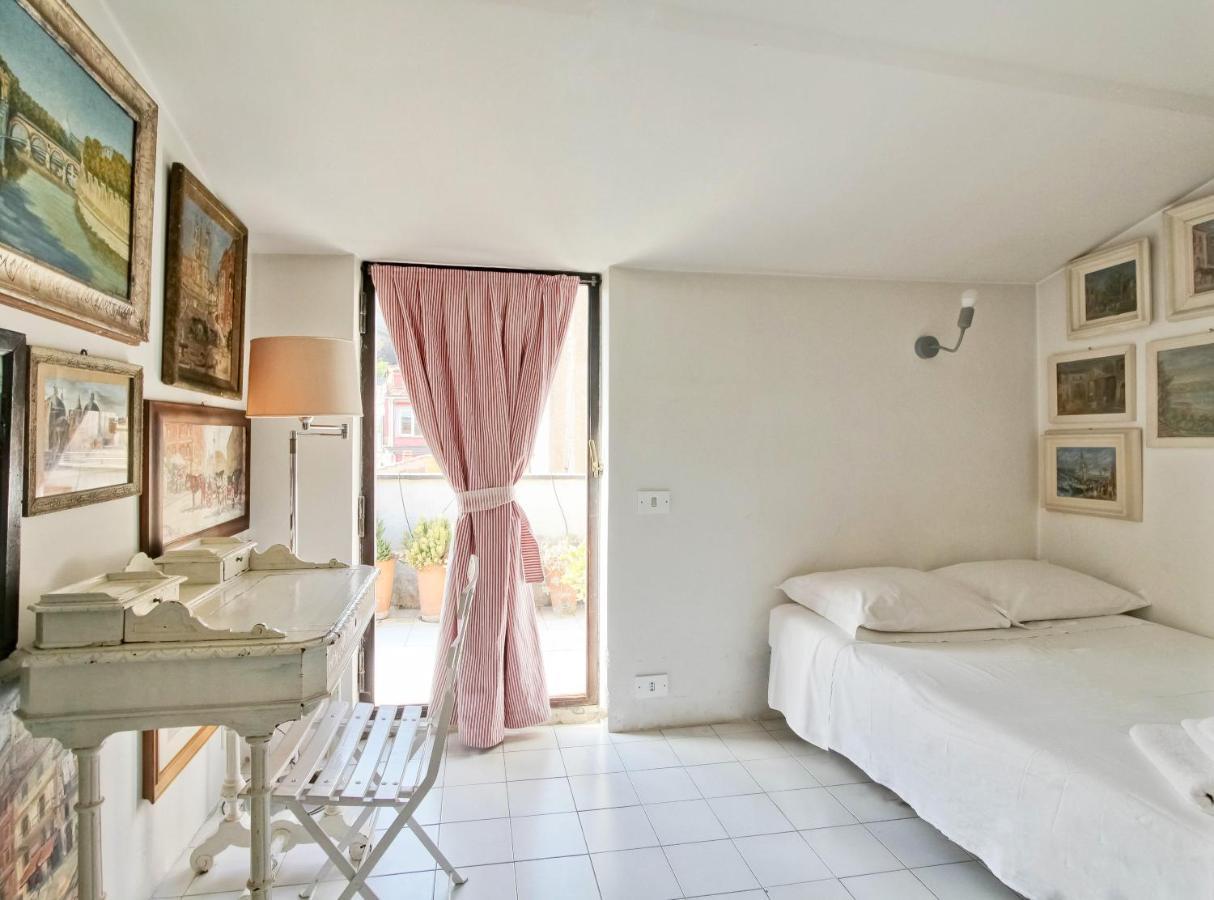 Luxury Art Apartment In Trastevere With Terrace Rom Exterior foto